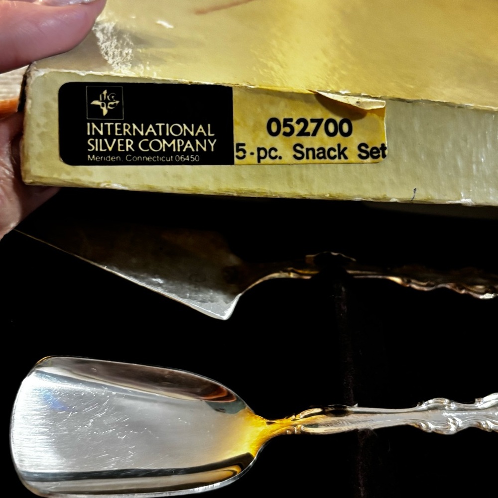 International Silver Snack Set 5 pc - Picture 5 of 8